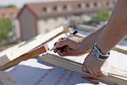 Réparation de faîtage couvreur lombard rénovation nogent le roi 28210