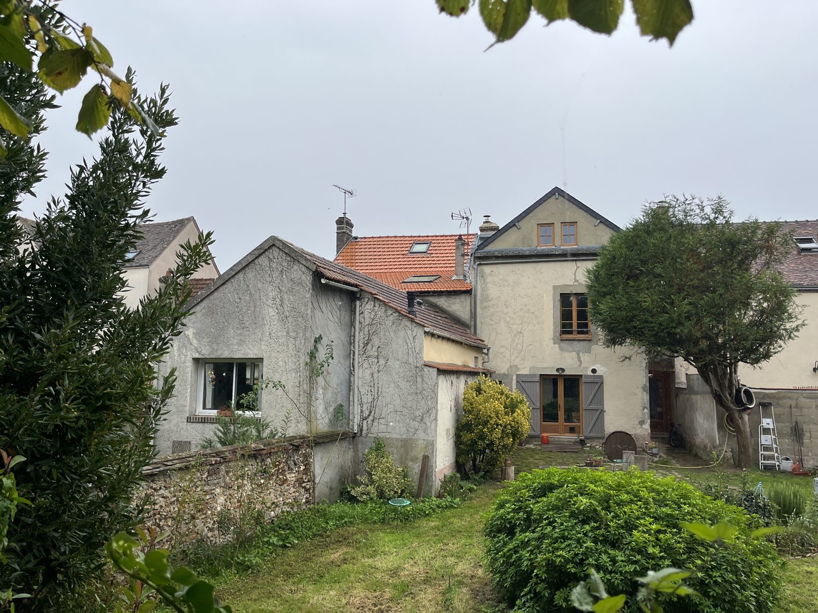 Toiture rénovée en tuiles